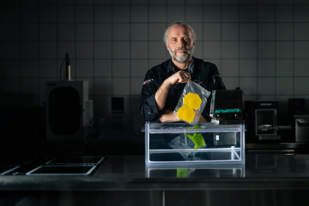 Heiko Antoniewicz testete die Beutel von »Sustainapouch« über zwei Jahre auf Herz und Nieren. © Hutterer Gastro-Systeme