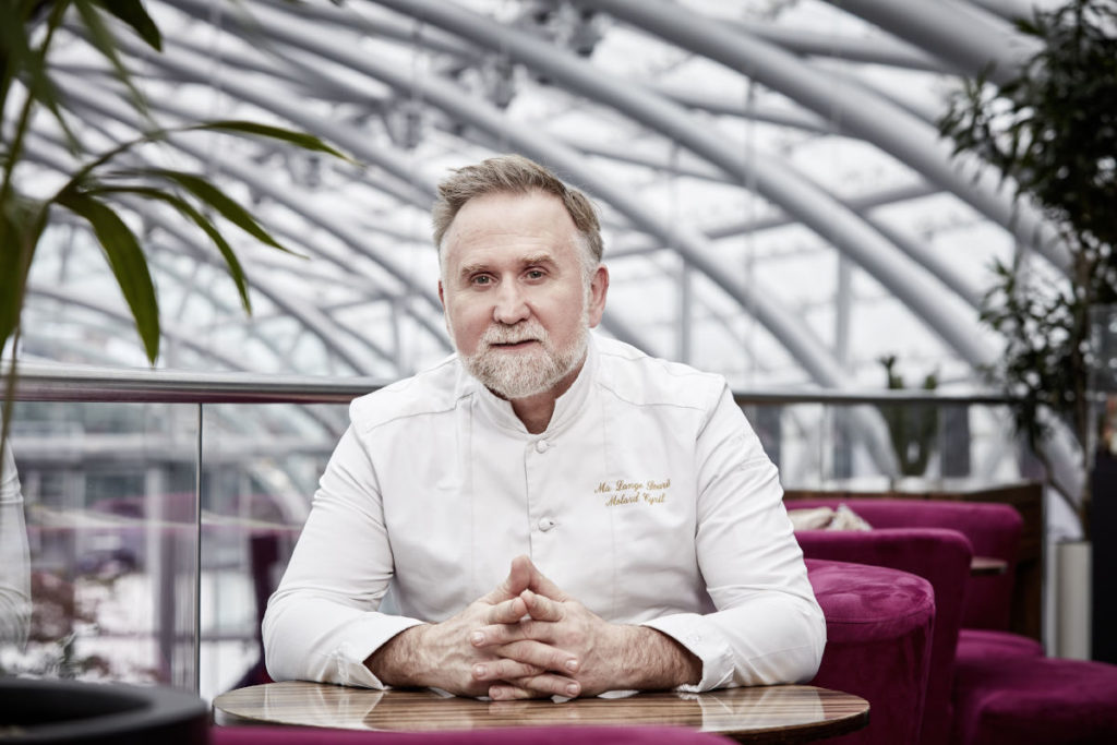 Cyril Molard ist unter anderem »Koch des Jahres 2020«. © Helge Kirchberger Photography